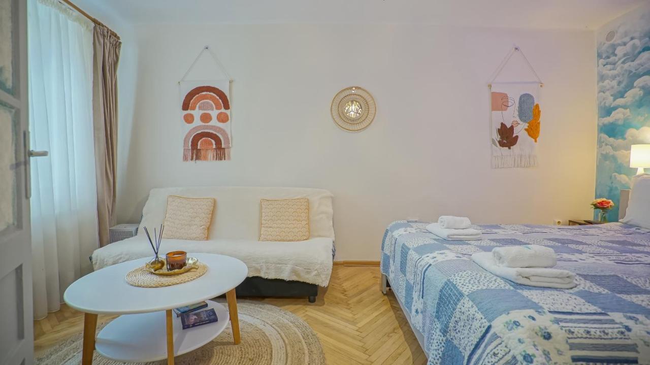 Old Town City Center Apartments Braşov Exterior foto