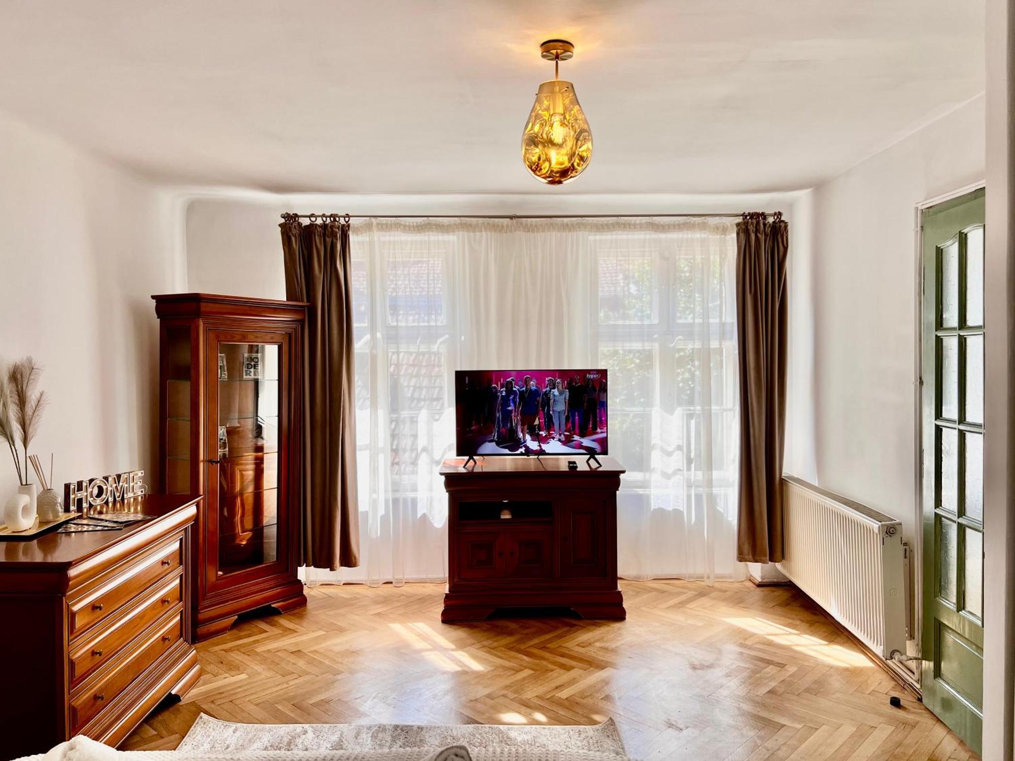 Old Town City Center Apartments Braşov Exterior foto